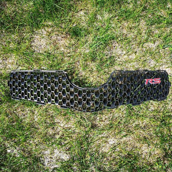 2007 - 2008 Toyota Yaris Hatchback RS Grille - Picture 1 of 1